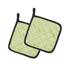 Load image into Gallery viewer, Gemoetric Circles on Green Watercolor Pot Holders - Set of 2 - Heat-Resistant Kitchen Essentials BB7493PTHD