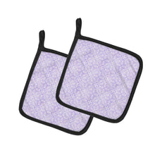 Load image into Gallery viewer, Gemoetric Circles on Purple Watercolor Pot Holders - Set of 2 - Heat-Resistant Kitchen Essentials BB7494PTHD