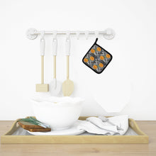 Load image into Gallery viewer, Watecolor Halloween Jack-O-Lantern Bats Pot Holders - Set of 2 - Heat-Resistant Kitchen Essentials BB7525PTHD