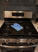 Load image into Gallery viewer, Beach Watercolor Anchors and Fish Oven Mitt BB7534OVMT