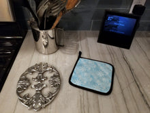 Load image into Gallery viewer, Watercolor Snowflake on Light Blue Pot Holders - Set of 2 - Heat-Resistant Kitchen Essentials BB7552PTHD