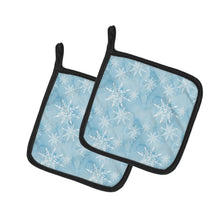 Load image into Gallery viewer, Watercolor Snowflake on Light Blue Pot Holders - Set of 2 - Heat-Resistant Kitchen Essentials BB7552PTHD
