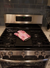 Load image into Gallery viewer, Watercolor Pink Love Letter Oven Mitt BB7568OVMT