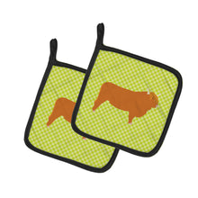 Load image into Gallery viewer, Highland Cow Green Pot Holders - Set of 2 - Heat-Resistant Kitchen Essentials BB7646PTHD