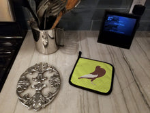 Load image into Gallery viewer, English Pouter Pigeon Green Pot Holders - Set of 2 - Heat-Resistant Kitchen Essentials BB7780PTHD