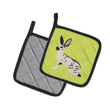 Load image into Gallery viewer, English Spot Rabbit Green Pot Holders - Set of 2 - Heat-Resistant Kitchen Essentials BB7787PTHD