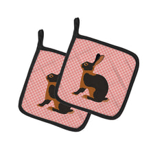 Load image into Gallery viewer, Tan Rabbit Pink Check Pot Holders - Set of 2 - Heat-Resistant Kitchen Essentials BB7963PTHD