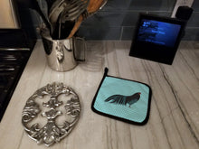 Load image into Gallery viewer, Sumatra Chicken Blue Check Pot Holders - Set of 2 - Heat-Resistant Kitchen Essentials BB8007PTHD