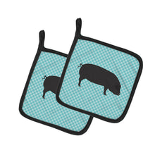 Load image into Gallery viewer, Devon Large Black Pig Blue Check Pot Holders - Set of 2 - Heat-Resistant Kitchen Essentials BB8105PTHD