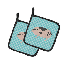Load image into Gallery viewer, Gloucester Old Spot Pig Blue Check Pot Holders - Set of 2 - Heat-Resistant Kitchen Essentials BB8114PTHD
