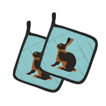 Load image into Gallery viewer, Tan Rabbit Blue Check Pot Holders - Set of 2 - Heat-Resistant Kitchen Essentials BB8137PTHD