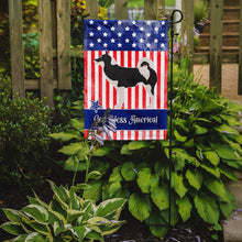Load image into Gallery viewer, Greenland Dog American Garden Flag - Outdoor Decorative Yard Flag BB8419GF