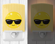 Load image into Gallery viewer, Cool Sunglass Face Ceramic Night Light BB8740CNL