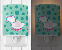 Load image into Gallery viewer, Beach Pearl Ceramic Night Light BB8839CNL