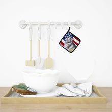 Load image into Gallery viewer, Alaskan Malamute Patriotic Pot Holders - Set of 2 - Heat-Resistant Kitchen Essentials BB9638PTHD