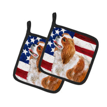 Load image into Gallery viewer, Cavalier Spaniel Patriotic Pot Holders - Set of 2 - Heat-Resistant Kitchen Essentials BB9663PTHD