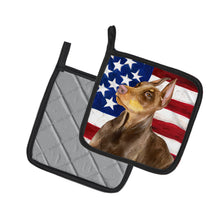 Load image into Gallery viewer, Doberman Pinscher Patriotic Pot Holders - Set of 2 - Heat-Resistant Kitchen Essentials BB9709PTHD