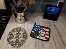 Load image into Gallery viewer, Siberian Husky #2 Patriotic Pot Holders - Set of 2 - Heat-Resistant Kitchen Essentials BB9712PTHD