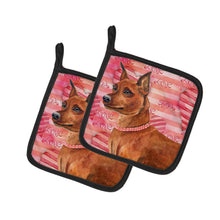 Load image into Gallery viewer, Miniature Pinscher Love Pot Holders - Set of 2 - Heat-Resistant Kitchen Essentials BB9743PTHD