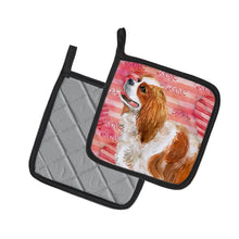 Load image into Gallery viewer, Cavalier Spaniel Love Pot Holders - Set of 2 - Heat-Resistant Kitchen Essentials BB9750PTHD