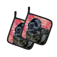 Load image into Gallery viewer, Newfoundland Love Pot Holders - Set of 2 - Heat-Resistant Kitchen Essentials BB9758PTHD