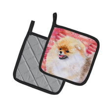 Load image into Gallery viewer, Pomeranian Love Pot Holders - Set of 2 - Heat-Resistant Kitchen Essentials BB9769PTHD