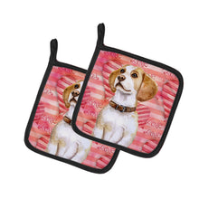 Load image into Gallery viewer, Beagle Love Pot Holders - Set of 2 - Heat-Resistant Kitchen Essentials BB9773PTHD