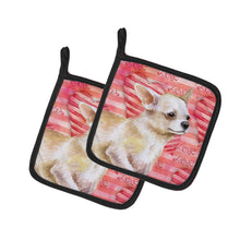 Load image into Gallery viewer, Chihuahua Leg up Love Pot Holders - Set of 2 - Heat-Resistant Kitchen Essentials BB9784PTHD