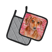 Load image into Gallery viewer, Red Dachshund Love Pot Holders - Set of 2 - Heat-Resistant Kitchen Essentials BB9794PTHD
