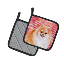 Load image into Gallery viewer, Pomeranian #2 Love Pot Holders - Set of 2 - Heat-Resistant Kitchen Essentials BB9803PTHD