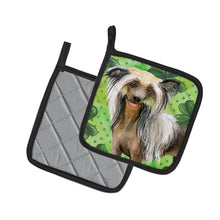 Load image into Gallery viewer, Chinese Crested St Patrick's Pot Holders - Set of 2 - Heat-Resistant Kitchen Essentials BB9833PTHD