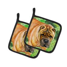 Load image into Gallery viewer, Shar Pei St Patrick's Pot Holders - Set of 2 - Heat-Resistant Kitchen Essentials BB9835PTHD