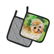 Load image into Gallery viewer, Morkie St Patrick's Pot Holders - Set of 2 - Heat-Resistant Kitchen Essentials BB9842PTHD