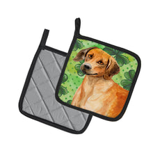 Load image into Gallery viewer, Rhodesian Ridgeback St Patrick's Pot Holders - Set of 2 - Heat-Resistant Kitchen Essentials BB9850PTHD