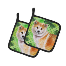 Load image into Gallery viewer, Shiba Inu St Patrick's Pot Holders - Set of 2 - Heat-Resistant Kitchen Essentials BB9852PTHD