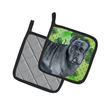 Load image into Gallery viewer, Cane Corso St Patrick's Pot Holders - Set of 2 - Heat-Resistant Kitchen Essentials BB9868PTHD