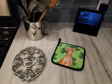 Load image into Gallery viewer, Pharaoh Hound St Patrick's Pot Holders - Set of 2 - Heat-Resistant Kitchen Essentials BB9889PTHD