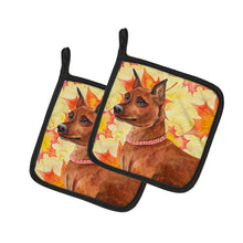 Load image into Gallery viewer, Miniature Pinscher Fall Pot Holders - Set of 2 - Heat-Resistant Kitchen Essentials BB9917PTHD