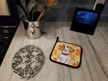 Load image into Gallery viewer, Beagle Fall Pot Holders - Set of 2 - Heat-Resistant Kitchen Essentials BB9947PTHD