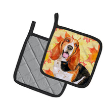 Load image into Gallery viewer, Basset Hound Fall Pot Holders - Set of 2 - Heat-Resistant Kitchen Essentials BB9965PTHD