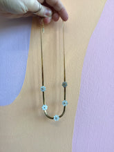 Load image into Gallery viewer, Flat Daisy Titanium Chain