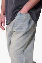 Load image into Gallery viewer, Baggy Denim - Light Vintage