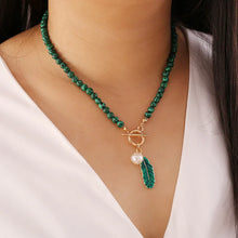Load image into Gallery viewer, Malachite Pearl &amp; Leaf Elegant Necklace