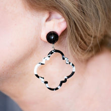 Load image into Gallery viewer, Hot Pink &amp; Honey Amber Marbled Quatrefoil Earrings