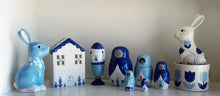 Load image into Gallery viewer, Tulip Fever Scalloped House Vase/Container