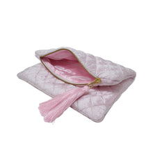 Load image into Gallery viewer, Blush Pink Velvet Clutch With Tassel