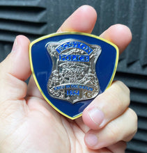 Load image into Gallery viewer, BL6-017 Boston Police Officer Challenge Coin