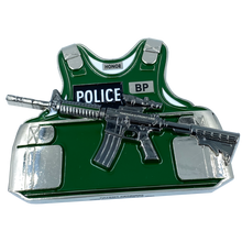Load image into Gallery viewer, DL1-03 Border Patrol Agent BPA M4 Body Armor 3D self standing Challenge Coin CBP Honor First BP Thin Green Line
