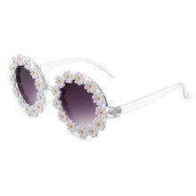 Load image into Gallery viewer, Daisy Adult Round Sunglasses