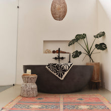 Load image into Gallery viewer, Ciao Zen Bath Towel - Black